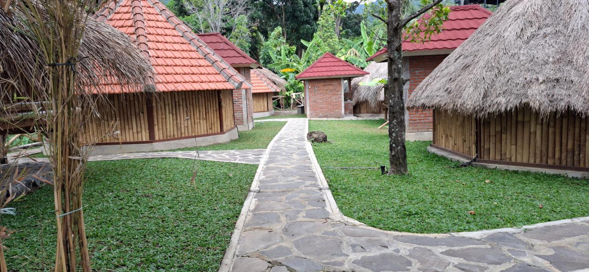 Uma Nirmala Aling-Aling Hotel Singaraja Exterior foto