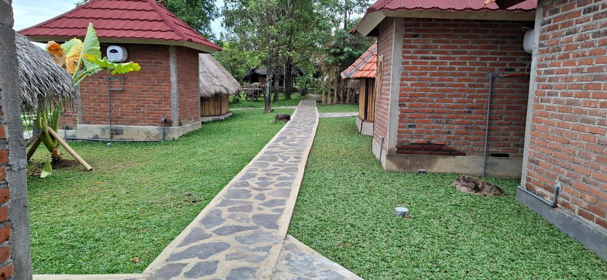 Uma Nirmala Aling-Aling Hotel Singaraja Exterior foto