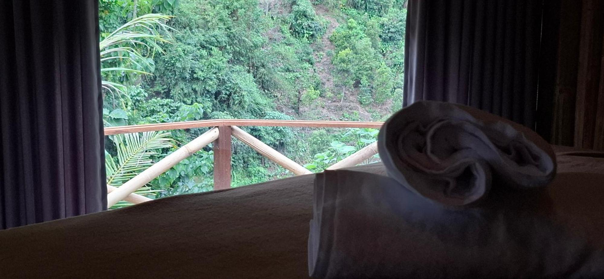 Uma Nirmala Aling-Aling Hotel Singaraja Exterior foto